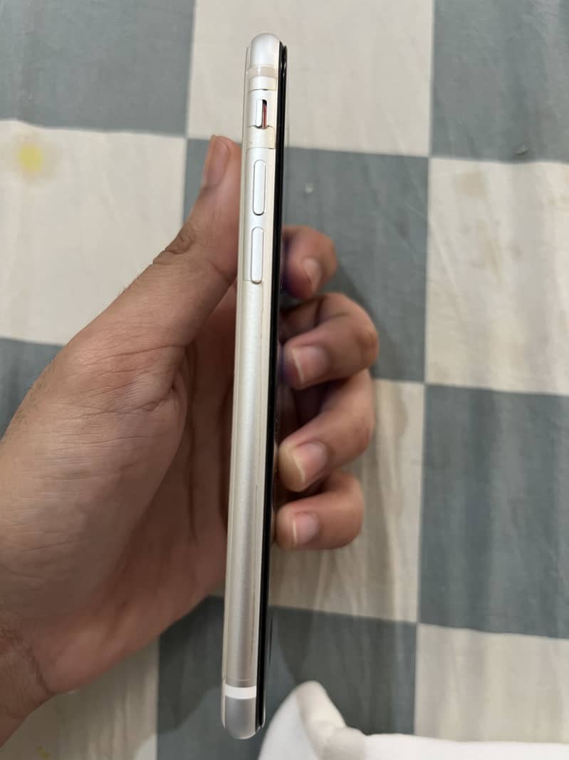 Apple iPhone SE 2