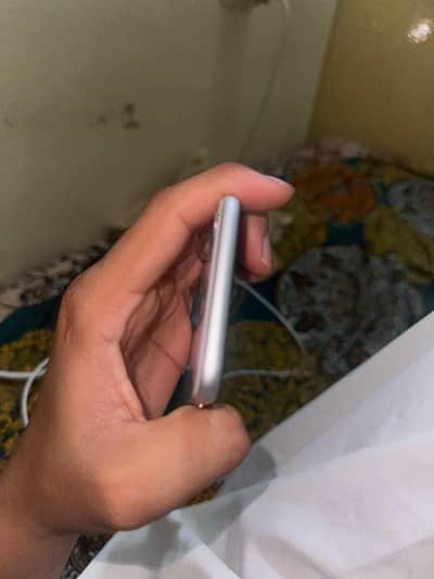 Apple iPhone SE 2020 PTA