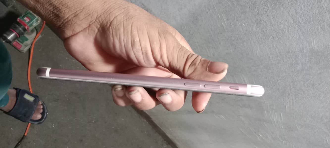 Apple iPhone 7 Plus 3