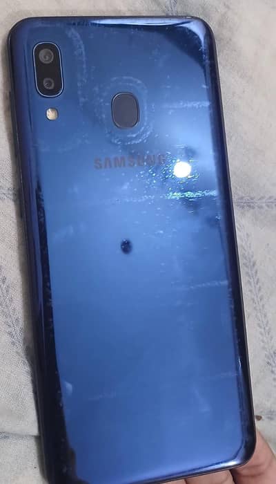 Samsung Mobile A20
