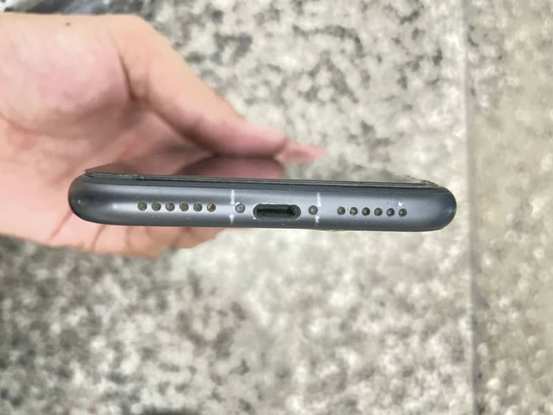 Apple iPhone 11 2