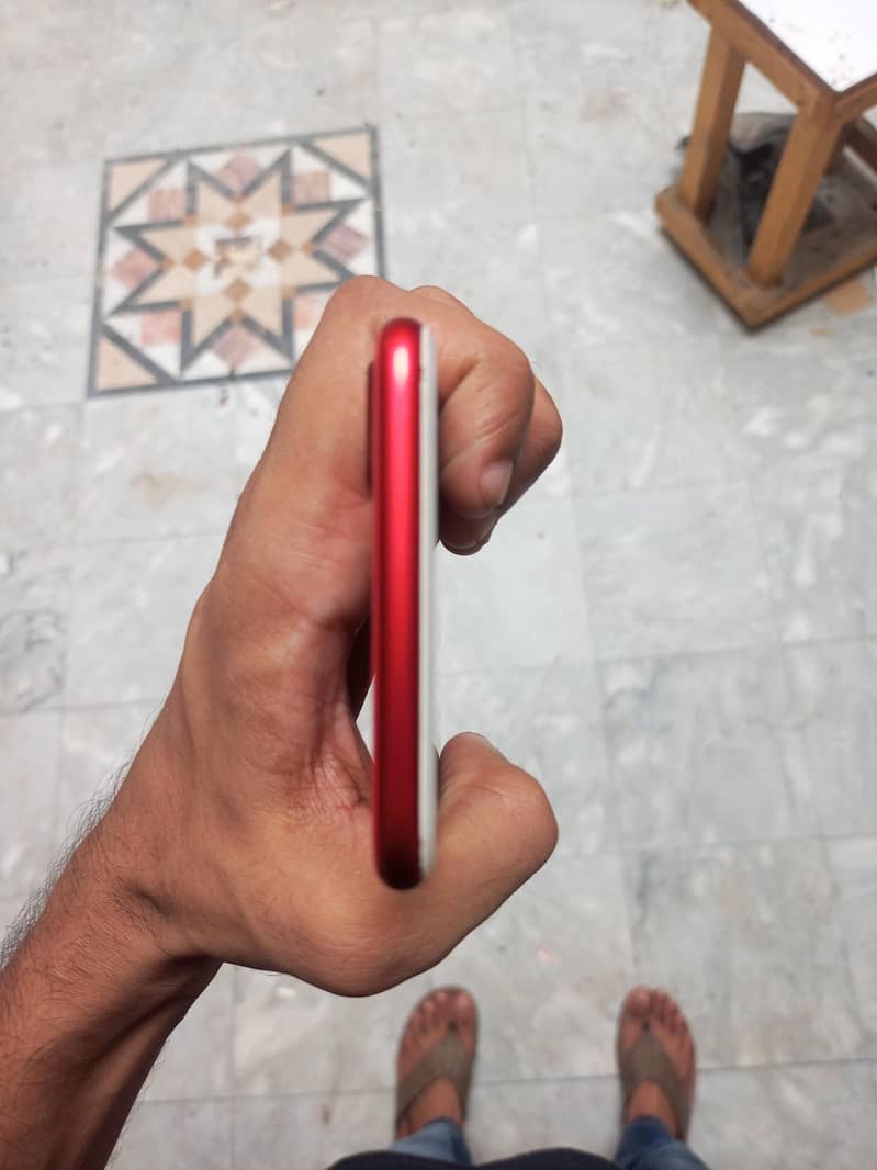 Apple iPhone 7 Plus 6