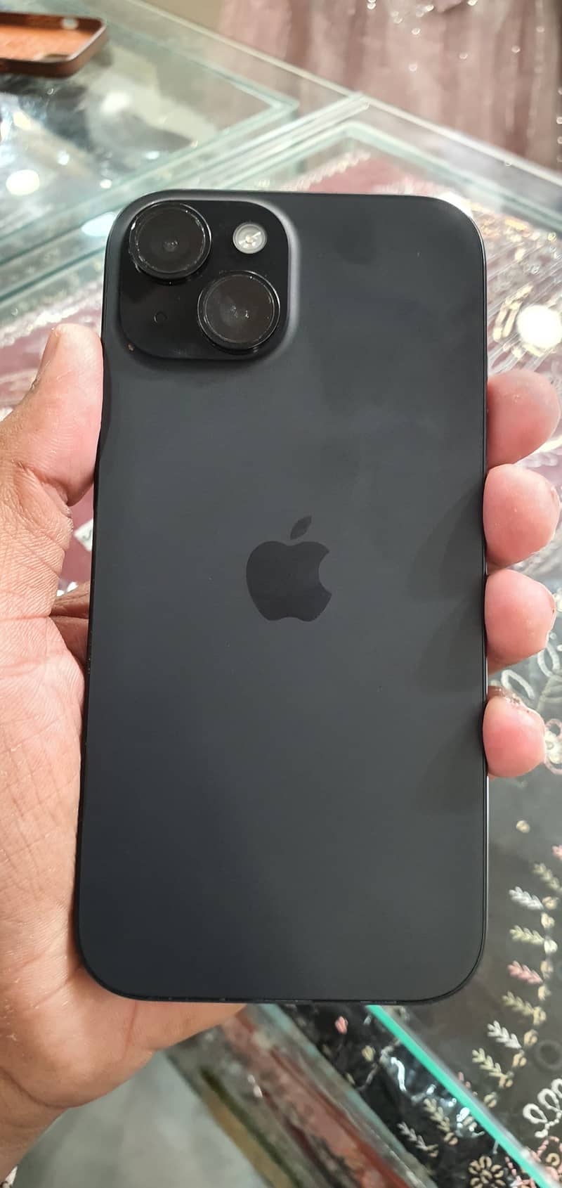 Apple iPhone 15 7