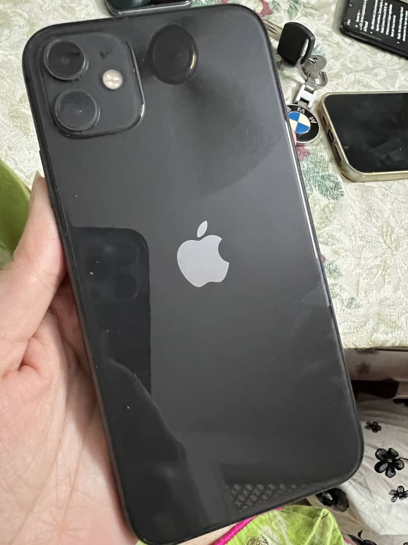 Apple iPhone 11 0
