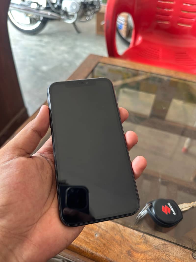 Apple iPhone 11 1