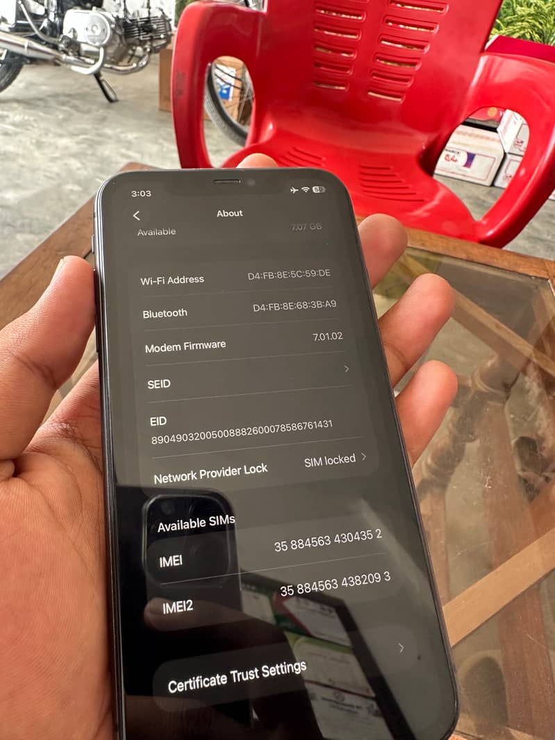 Apple iPhone 11 7