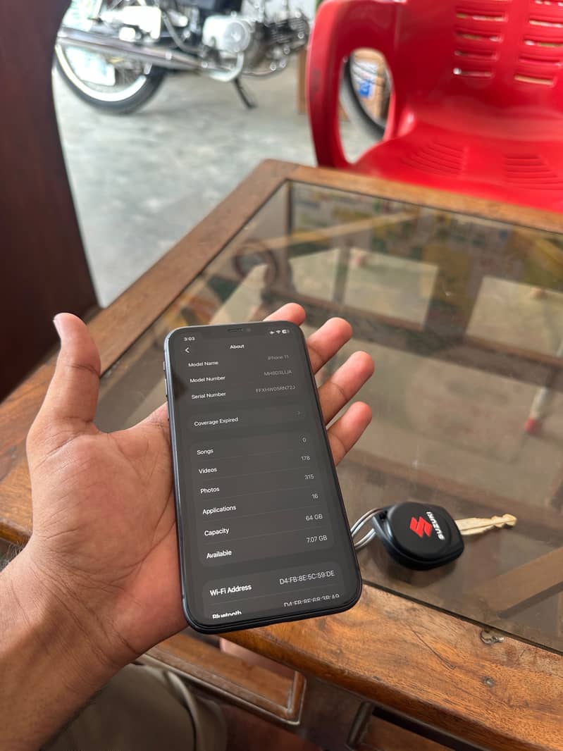 Apple iPhone 11 8