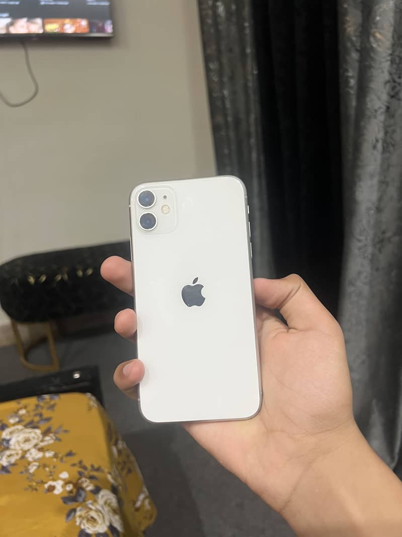 Apple iPhone 11 5