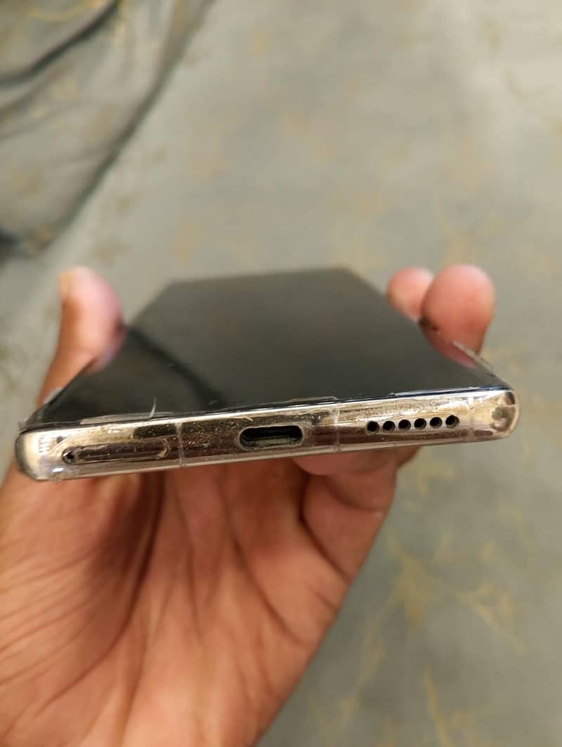 Tecno camon 30s 4
