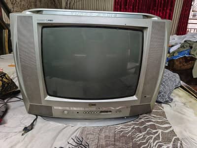 LG tv for sale