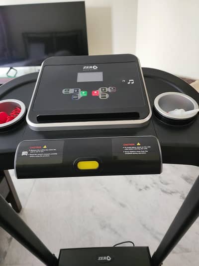 Treadmill Brand New Zero