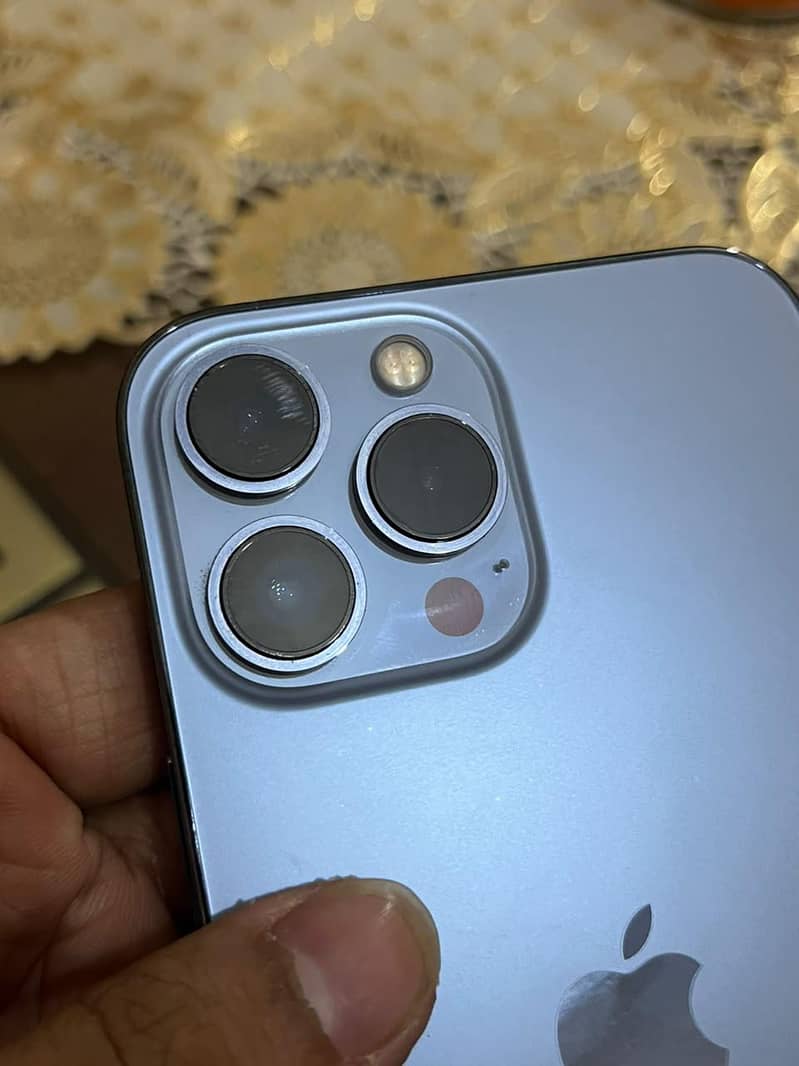 Apple iPhone 13 Pro Max 5