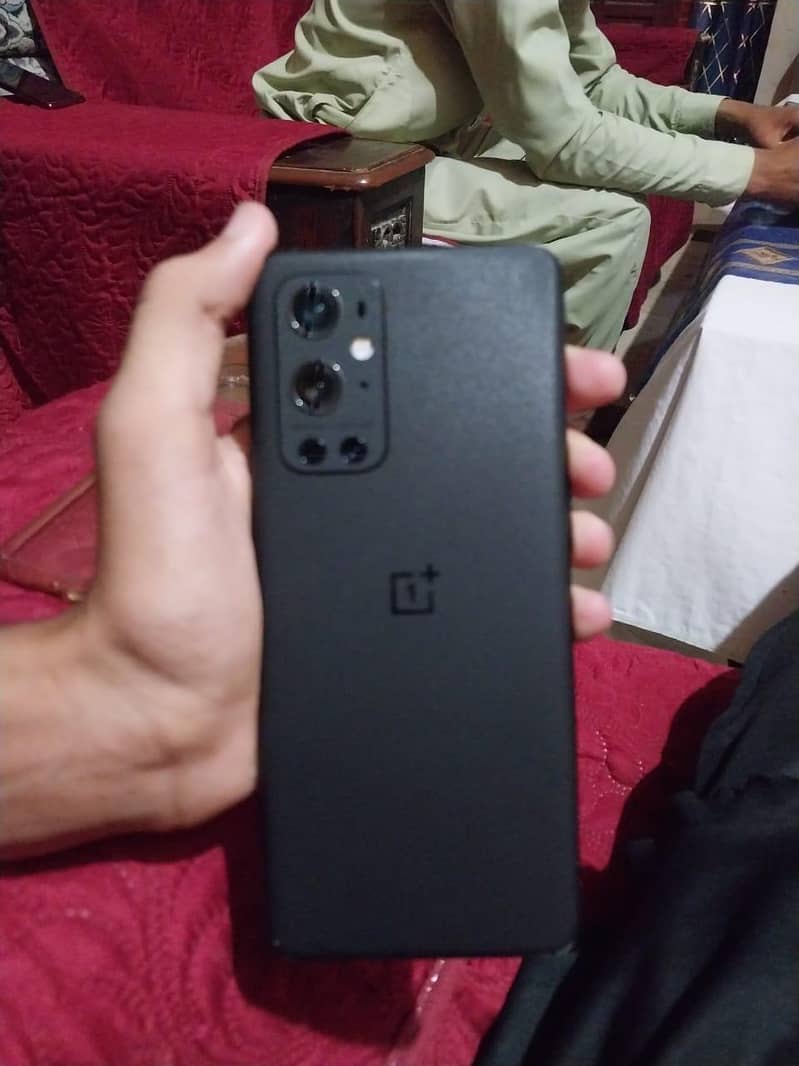 One Plus 9 Pro 0