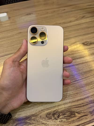Apple iPhone 16 Pro Max
