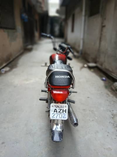 HONDA CD70