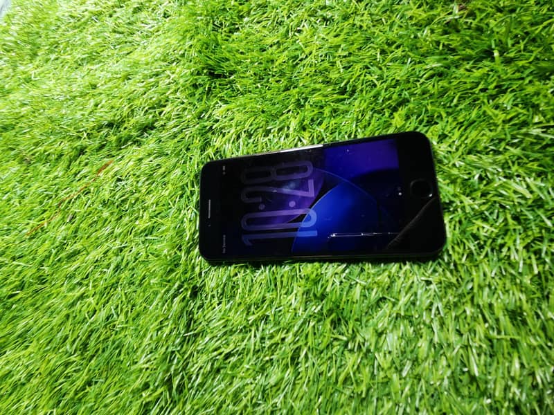 Apple iPhone SE 5