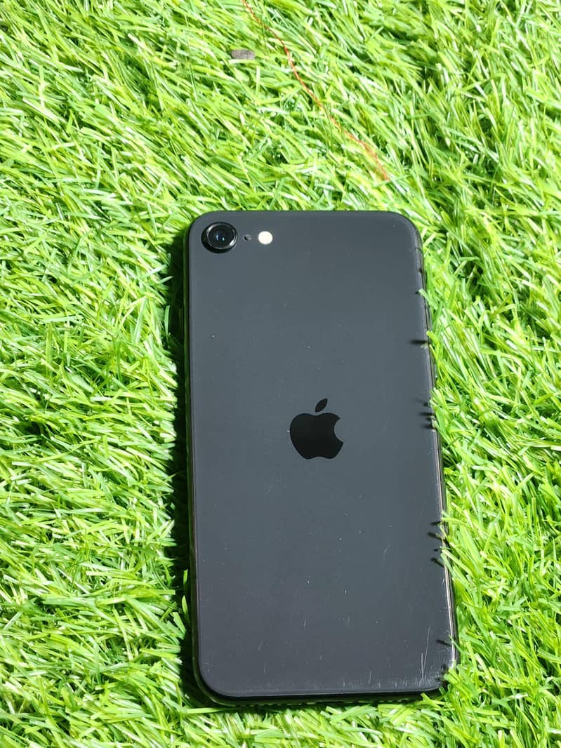 Apple iPhone SE 6