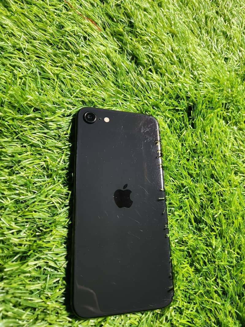 Apple iPhone SE 7
