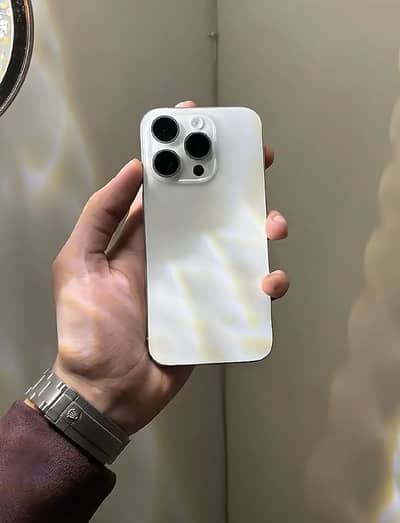 Apple iPhone 15 Pro