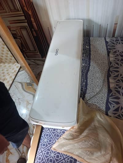 1.5 ton ac one year use ac inverter bilkul new hai