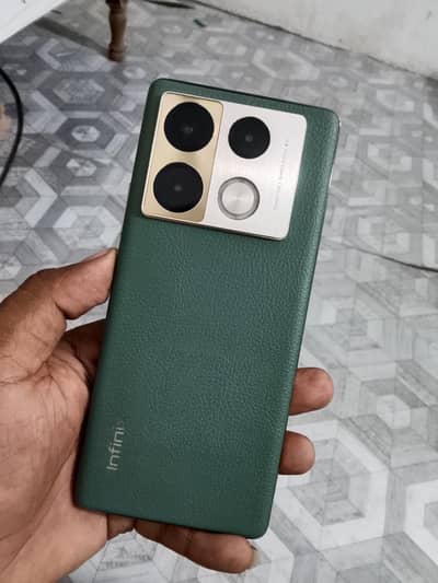 Infinix Note 40 Pro