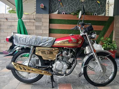 HONDA CG125S GOLD SPECIAL EDITION MODEL 2025 KM 5700 TOTAL GENUINE
