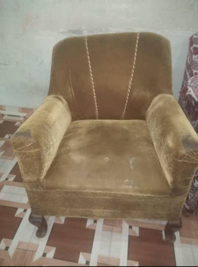 2 sofa hai