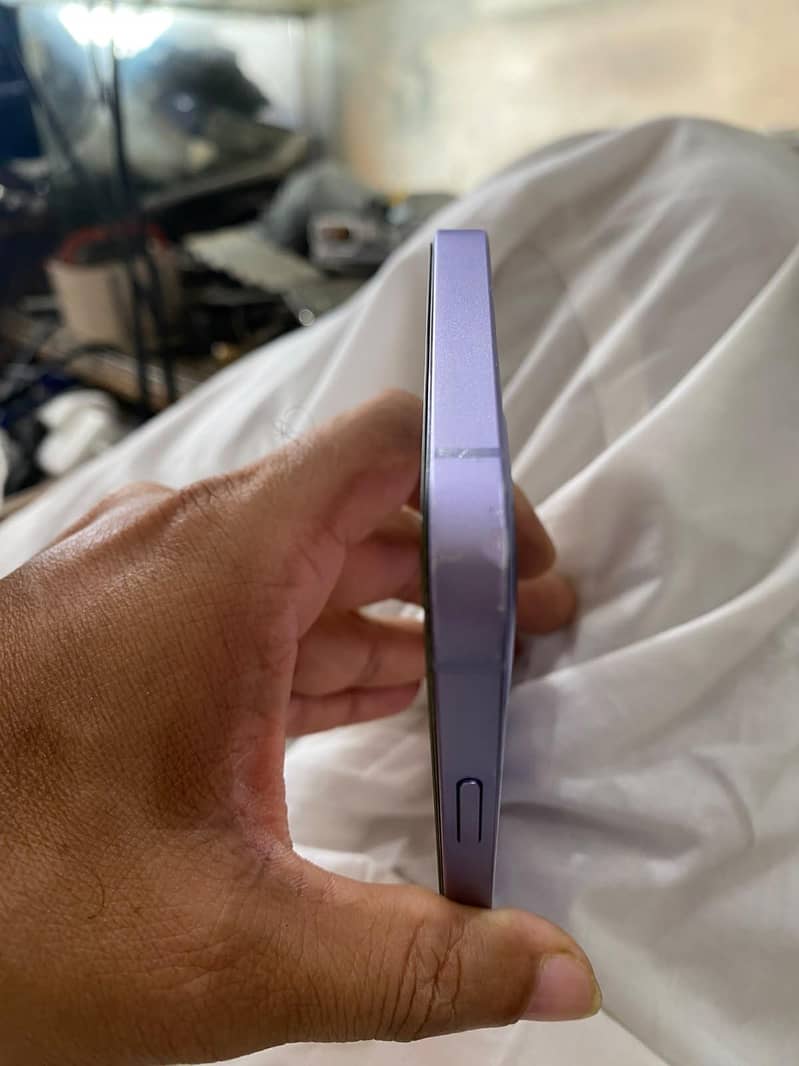 iphone 12 pta 4