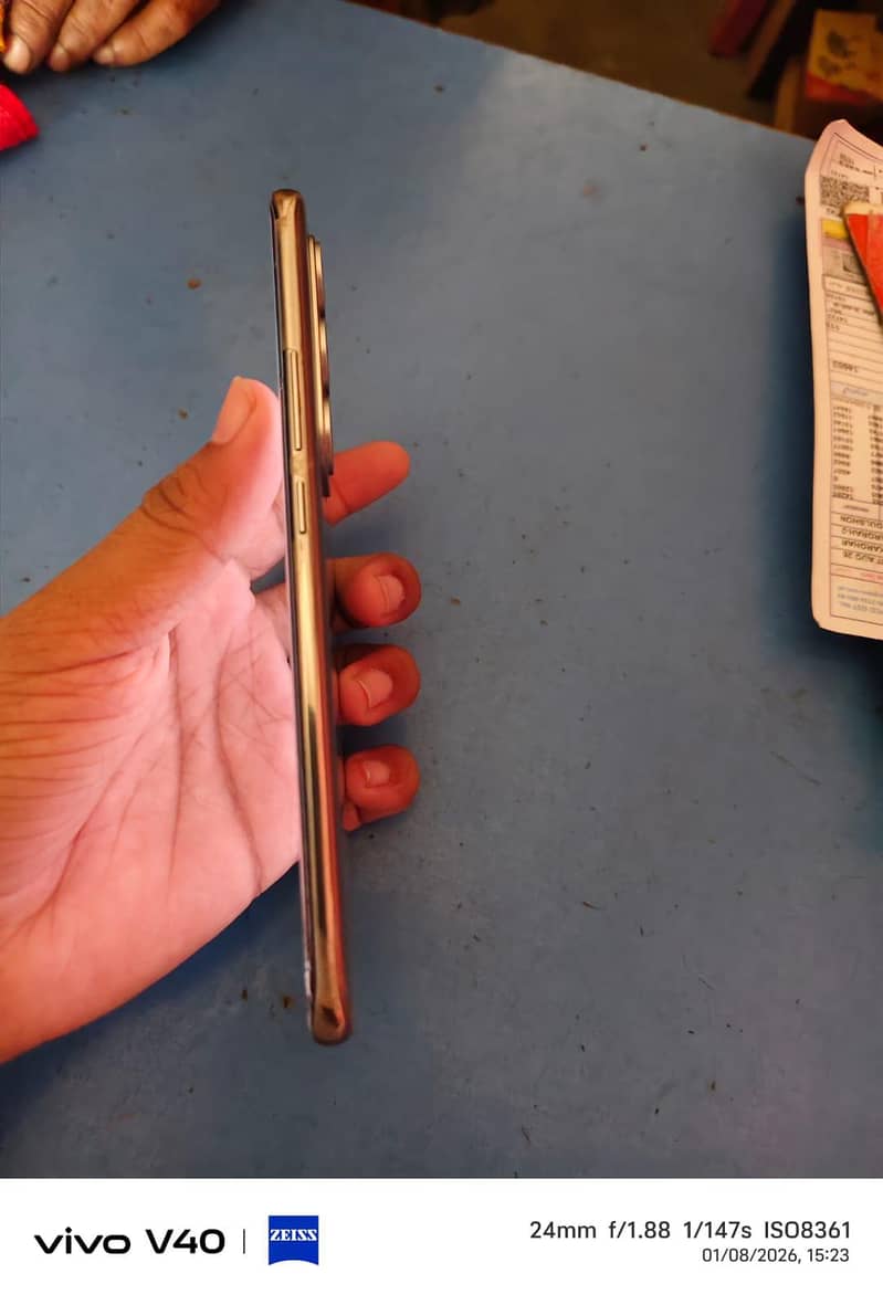 TECNO SPARK 40PRO PLUS 4