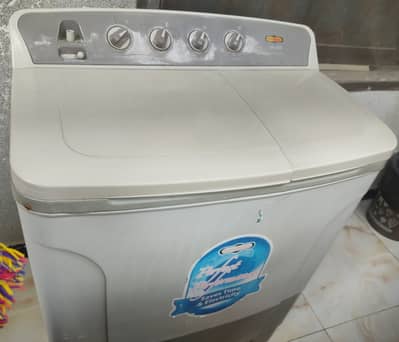 Asia Washing Machine with Dryer Used