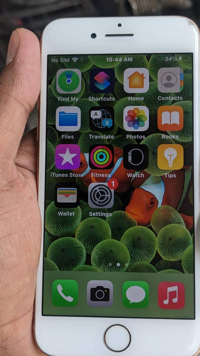 Apple iPhone 8 5
