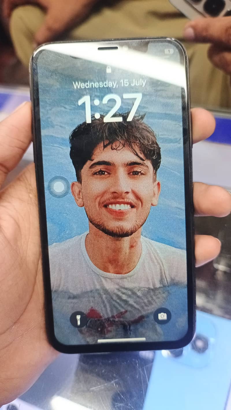 Apple iPhone X 1