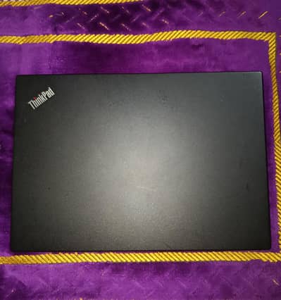Lenovo Thinkpad imported,10/10,Touch screen,corei7 8th generation,