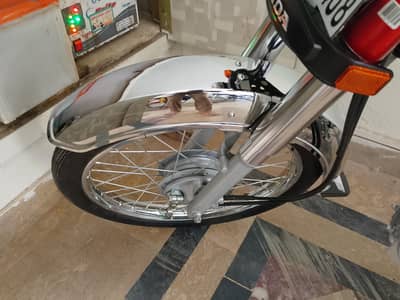 2026 model CD 70 new condition