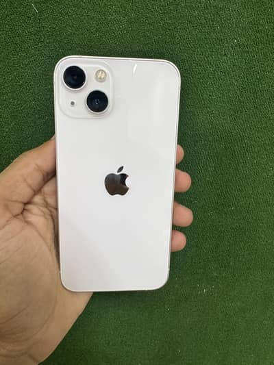 Apple iPhone 13