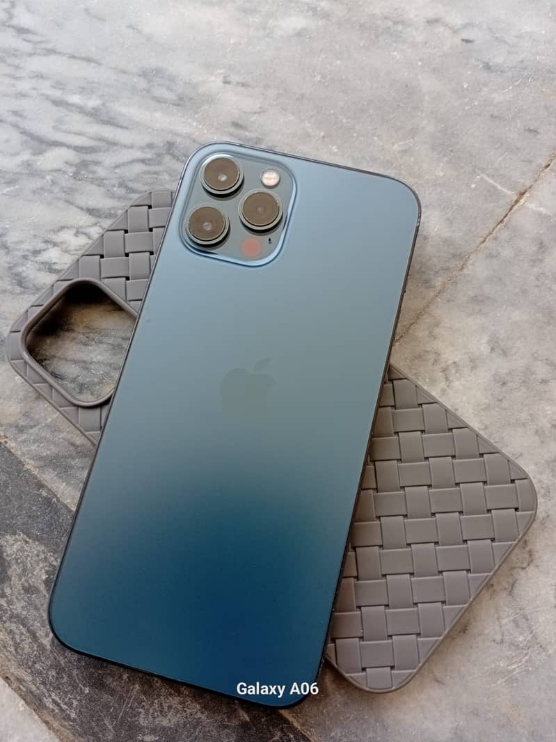 Apple iPhone 12 Pro Max 1