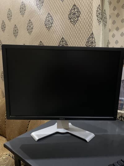 24 inch dell moniter condition 8/10