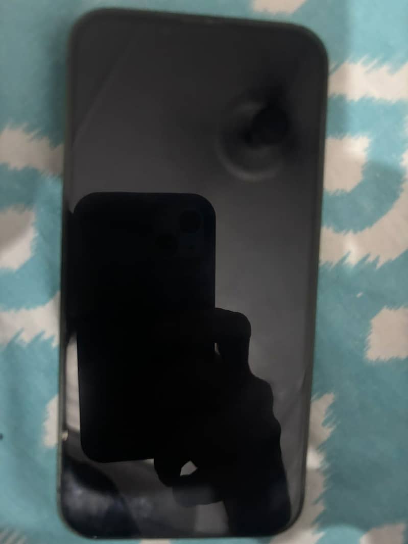 Apple iPhone 13 2