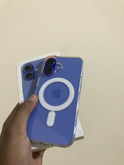 Apple iPhone 16