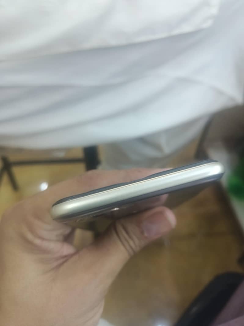 OPPO A7 5