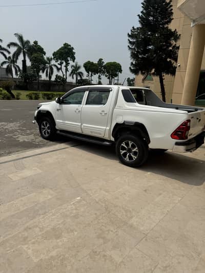 Toyota Hilux 2016