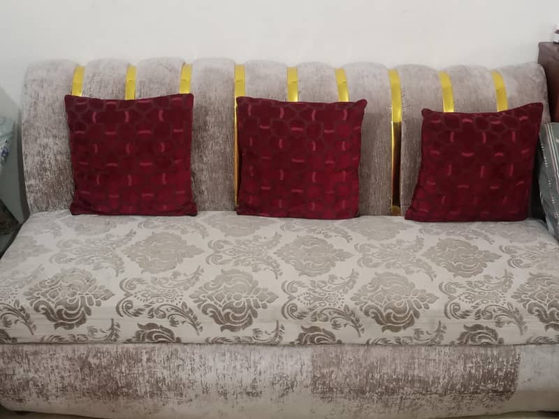 Sofa set 0