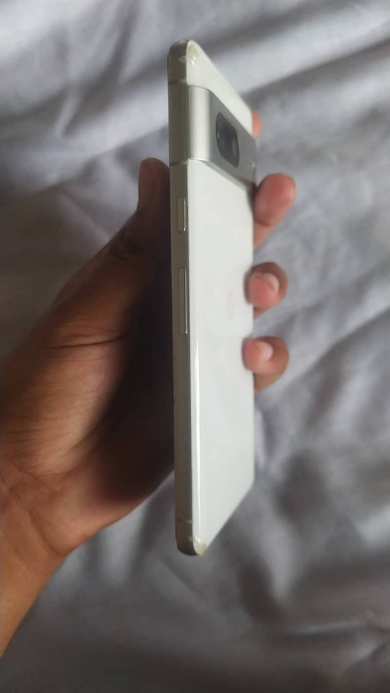Google Pixel 7 2