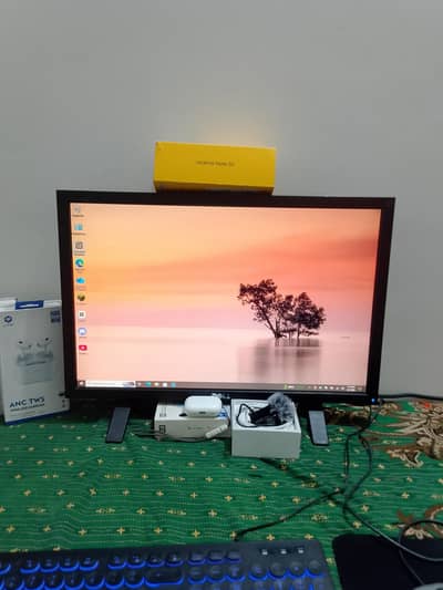 Dell monitor for sale in New condition