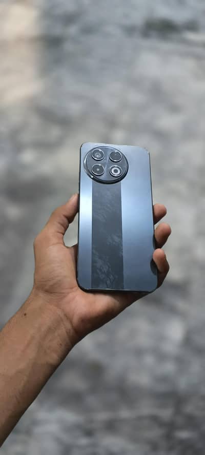 Tecno SPARK 30 Pro