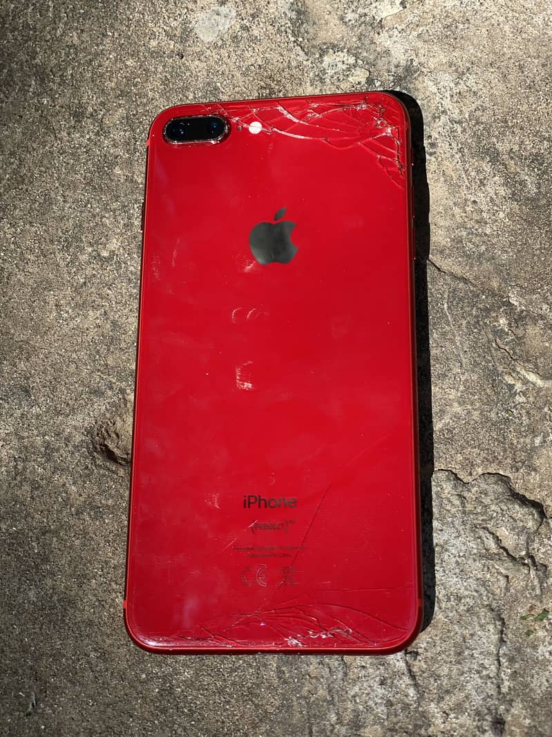 Apple iPhone 8 Plus 1