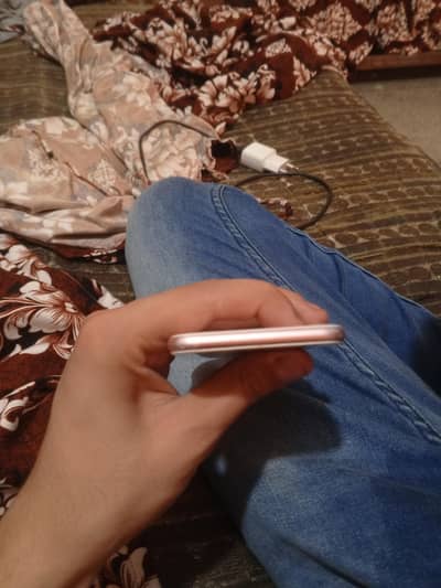 Apple iPhone 7