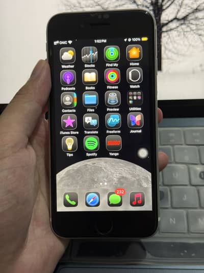 Apple iPhone SE 2020