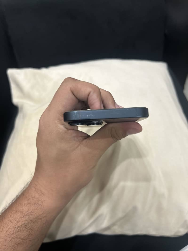 Apple iPhone 14 2