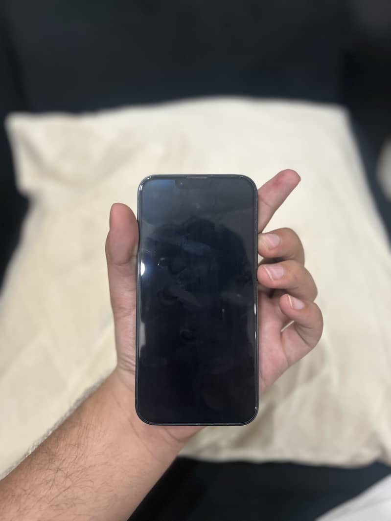 Apple iPhone 14 4